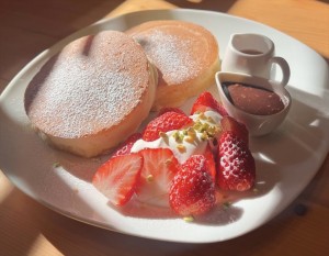 新登場🍓『イチゴのパンケーキ』！